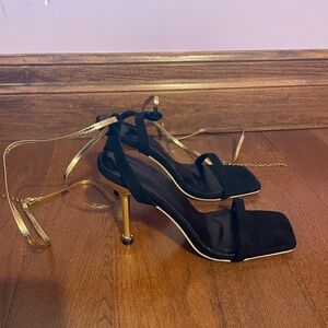 Gold & Black Stiletto’s